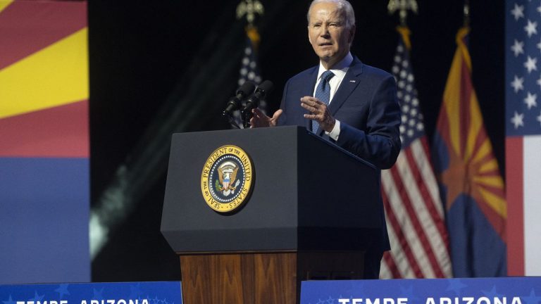 Joe Biden attacks Donald Trump head-on and calls him a “threat” to democracy