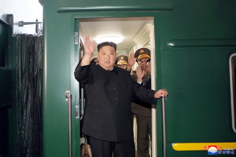 Kim Jong-un in Russia to meet Putin