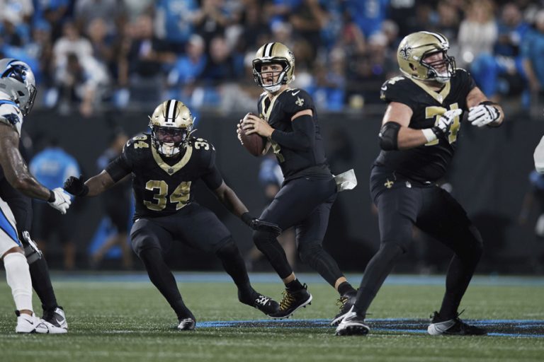 NFL |  Panthers lose 20-17 to Saints