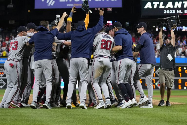 National League |  A sixth consecutive sectional title for the Atlanta Braves