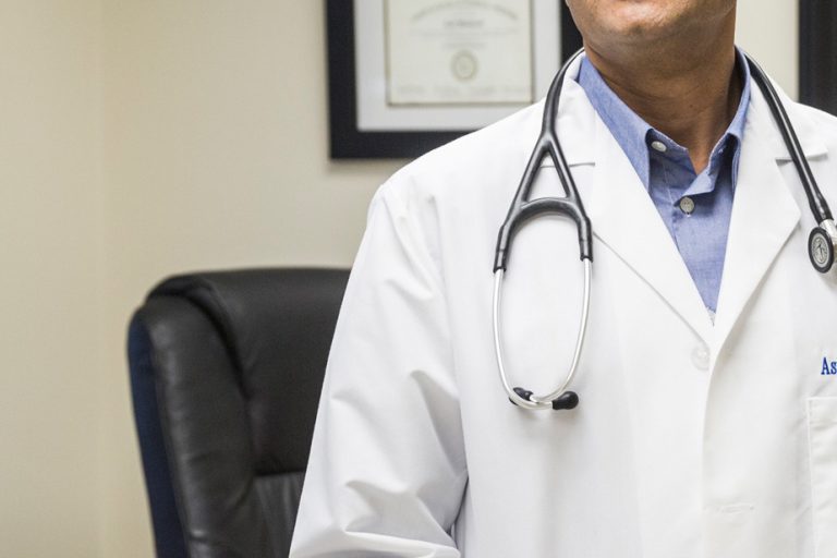 Quebec will accept more family doctors