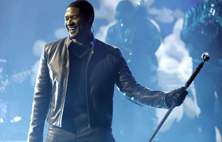 Rapper Usher to headline upcoming Super Bowl halftime show