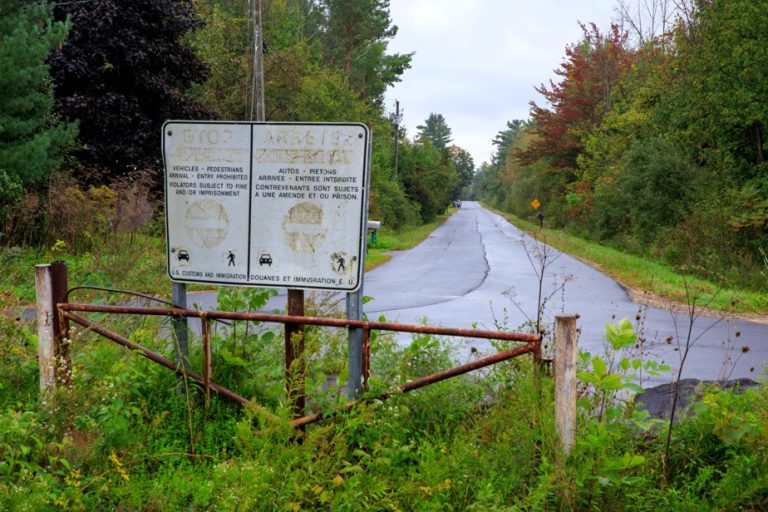 Roxham Road |  The RCMP will demolish the last of its structures