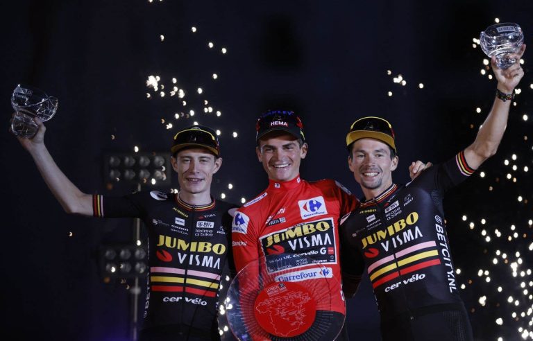 Sepp Kuss triumphs at the Tour of Spain, Jumbo-Visma signs a historic hat-trick