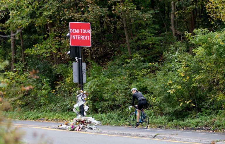 Space for bicycles and pedestrians on Camillien-Houde Way