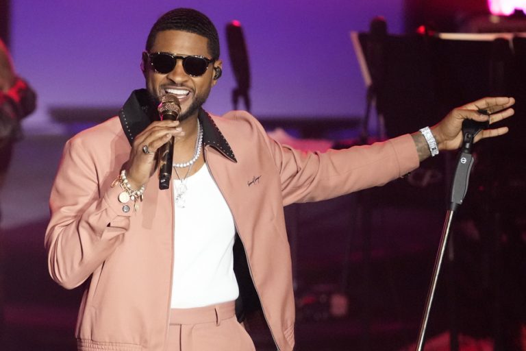 Super Bowl LVIII |  Usher featured in the halftime show