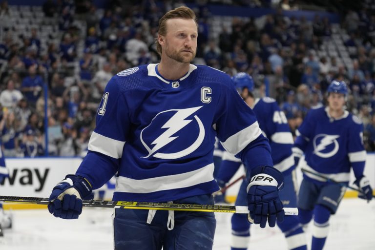 Tampa Bay Lightning |  Stamkos disappointed with lack of contract talks