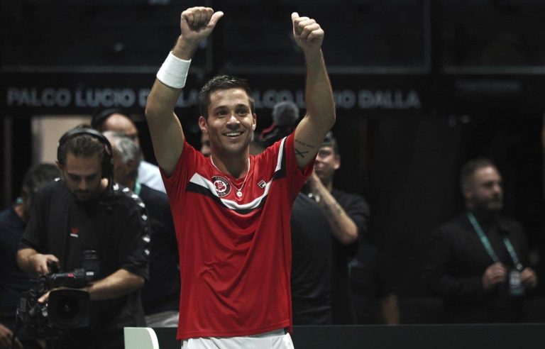 Thanks to Alexis Galarneau, Canada advances to the final phase of the Davis Cup