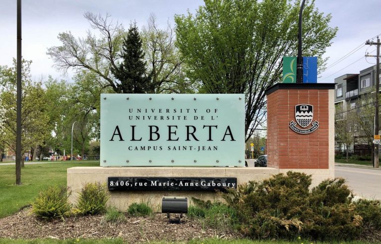 The University of Alberta will remove a new unilingual English sign