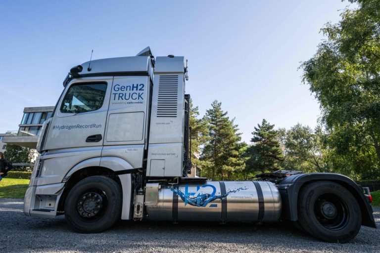 To get away from diesel, the uncertain bet of the hydrogen truck