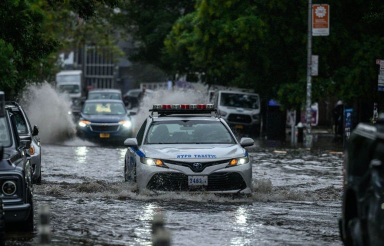 Torrential rains flood New York and paralyze its subways