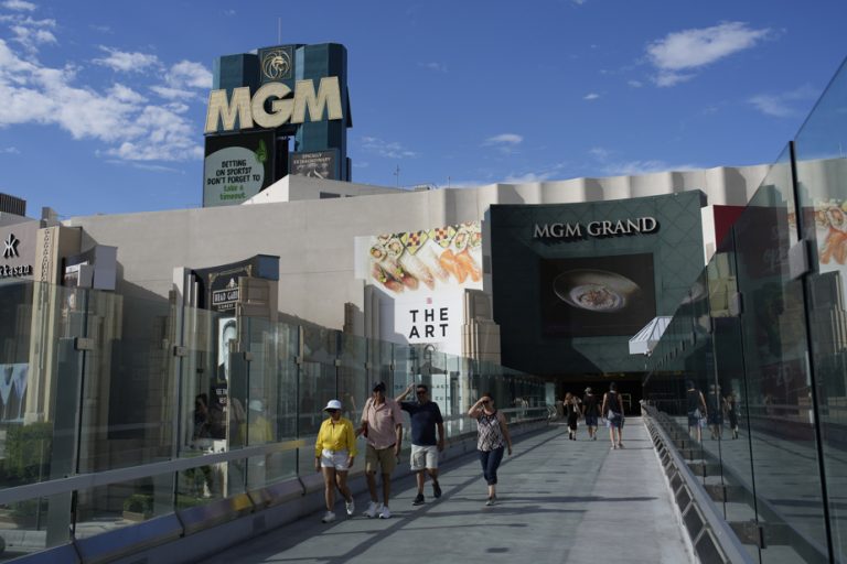 United States |  Caesars and MGM casinos victims of computer hacking