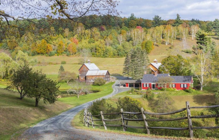 Vermont closes a small road that has become too busy with tourists