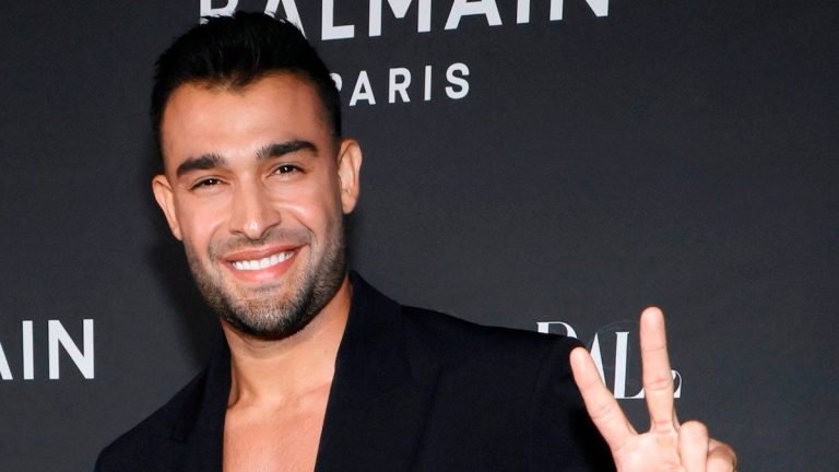 While the video of Britney Spears with knives continues to worry, her ex Sam Asghari makes a notable appearance at a party in a total Balmain look!