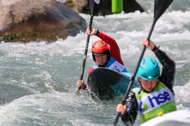 World Championships |  Florence Maheu ranks in the top 16 in kayak cross