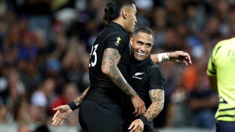 after their defeat against the Blues, the All Blacks crush Namibia (71-3)