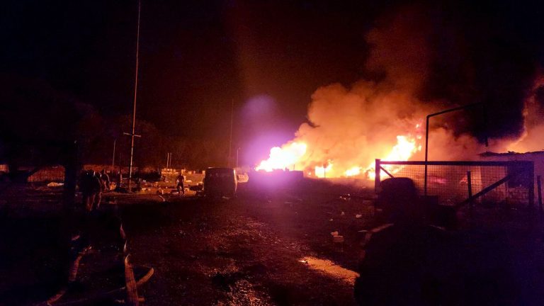 at least 20 dead and more than 280 injured in fuel depot explosion, separatists say