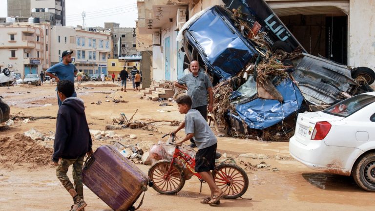 at least 30,000 Derna residents displaced after disaster