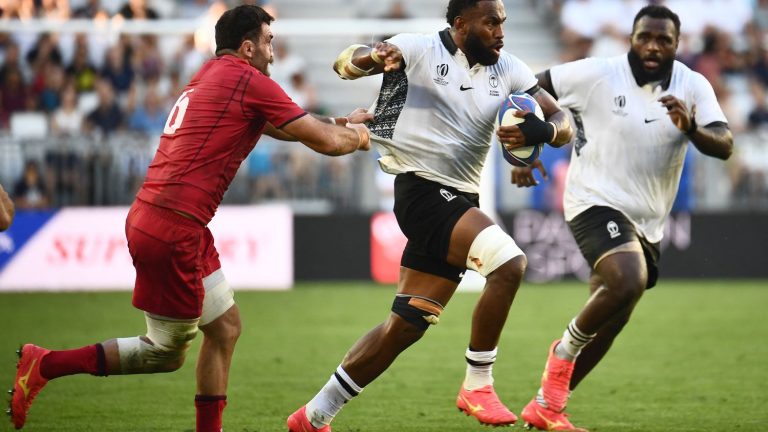 the Fijians take back control at the hour mark… Follow the Rugby World Cup match