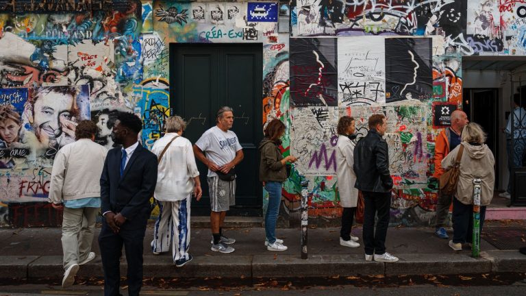 the emotion of the first visitors to Serge Gainsbourg’s house