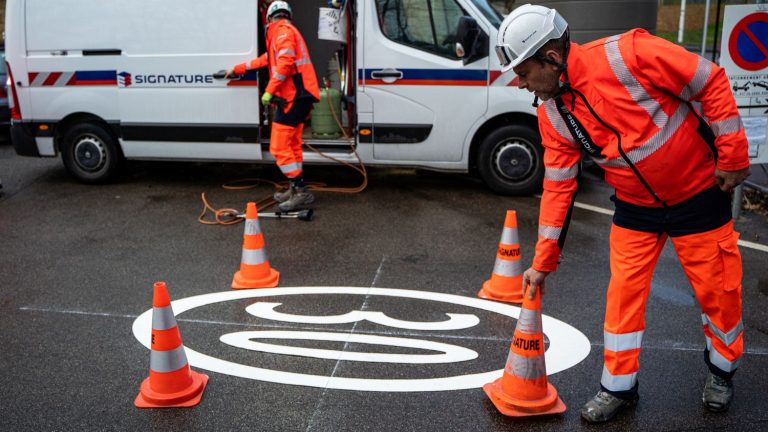 the number of road deaths falling in France