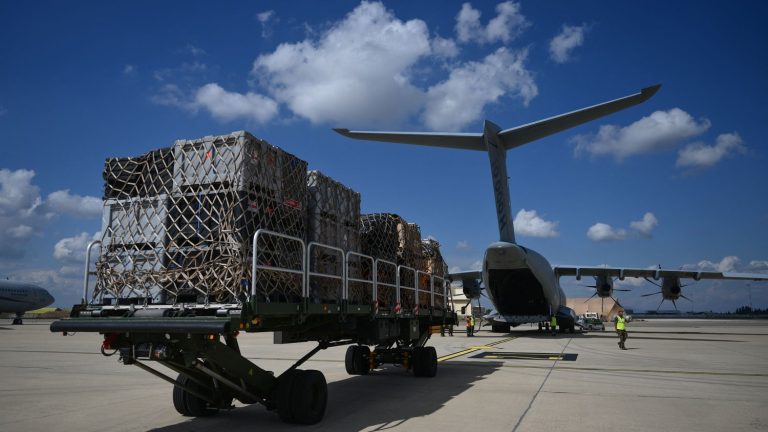 a French army plane loaded with humanitarian materials for Gaza took off from Orléans