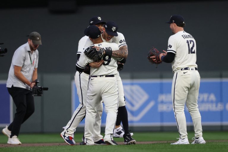 Blue Jays lose series opener to Twins