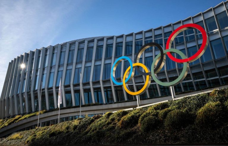 IOC suspends Russian Olympic committee