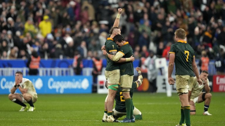 South Africa overthrow England two minutes from time to join the All Blacks in the final