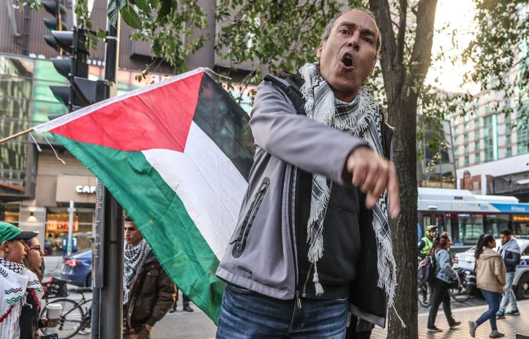 A demonstration in Montreal in support of the Palestinian people