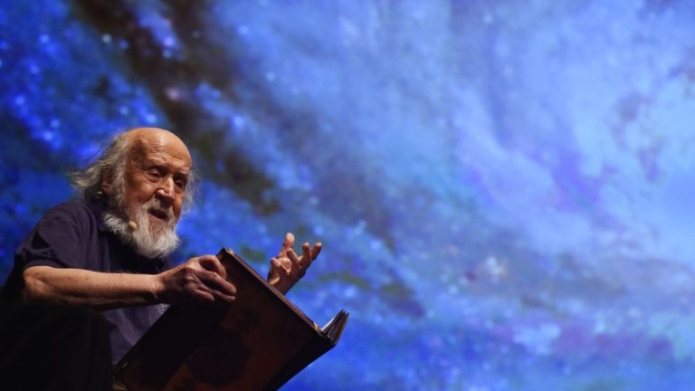 Astrophysicist Hubert Reeves has died at the age of 91