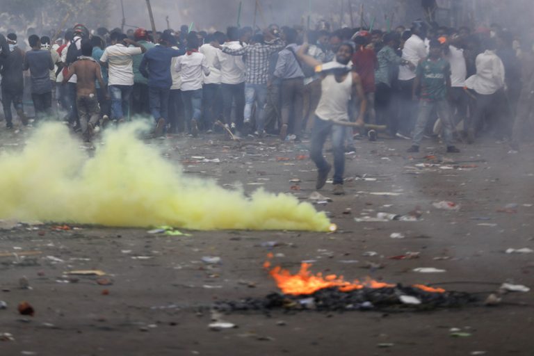 Bangladesh |  More than 100,000 demonstrators demand the resignation of the Prime Minister