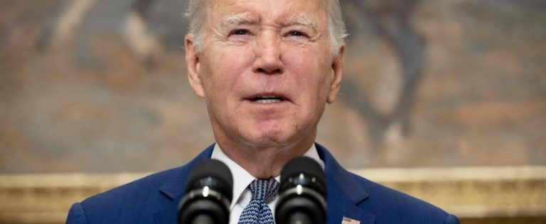 Biden reassures Ukraine, urges Republicans to stop ‘playing’ with ‘shutdown’