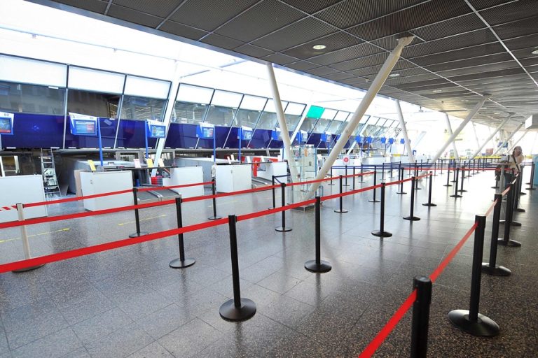 Bomb threats |  Several French airports evacuated, 14 received threats