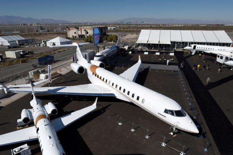 Business Aviation Fair in Las Vegas |  The absence of a large order hurts Bombardier