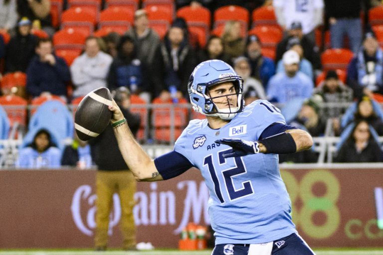 CFL |  Chad Kelly helps the Argonauts defeat the Red and Black