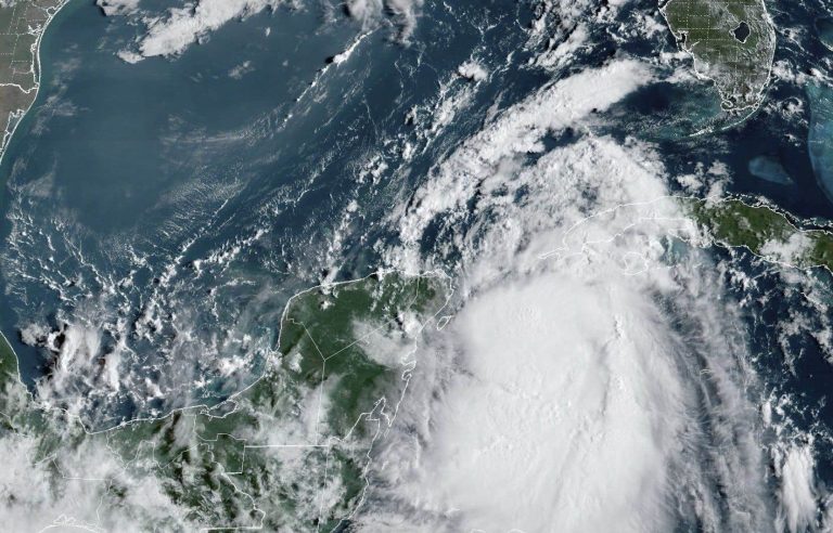 Chance of major hurricanes in North Atlantic increasing, study finds