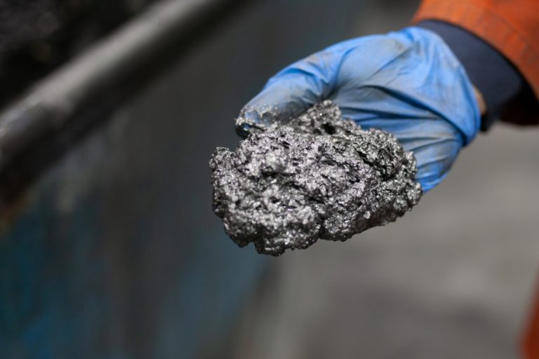 China limits its graphite exports in the name of “national security”