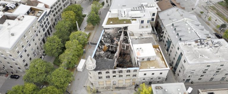 Deadly fire in Old Montreal: four of eight investigators left due to difficult work climate