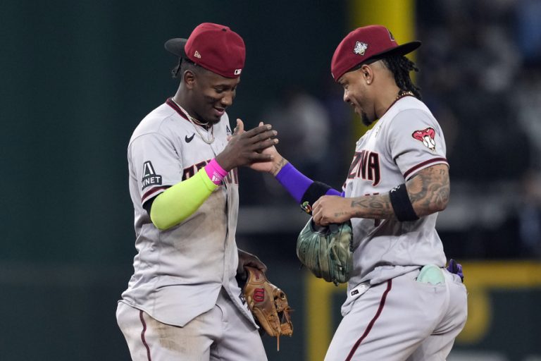 Diamondbacks tie World Series against Rangers