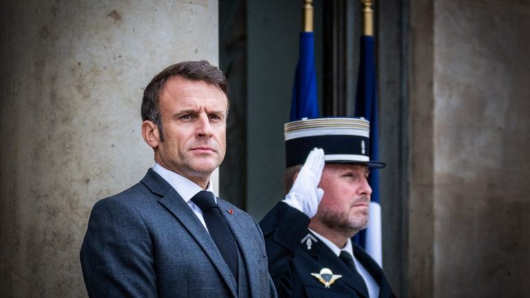 Emmanuel Macron speaks to students about “a period of decency” to justify the ban on pro-Palestinian demonstrations