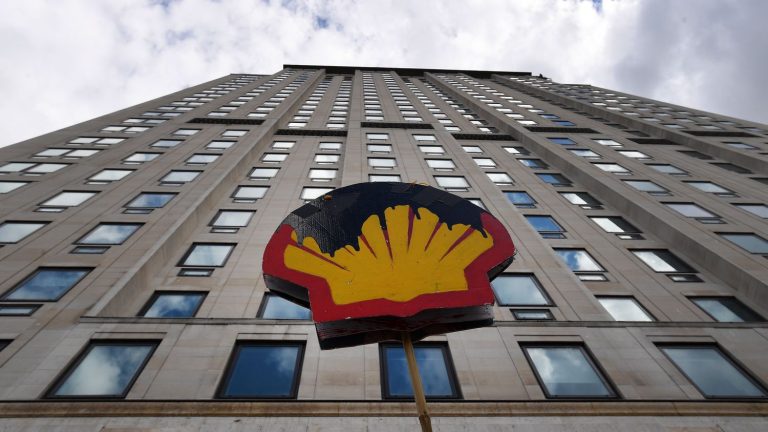 “In 2023, Shell’s investments in renewables amounted to three billion dollars, half the marketing budget”