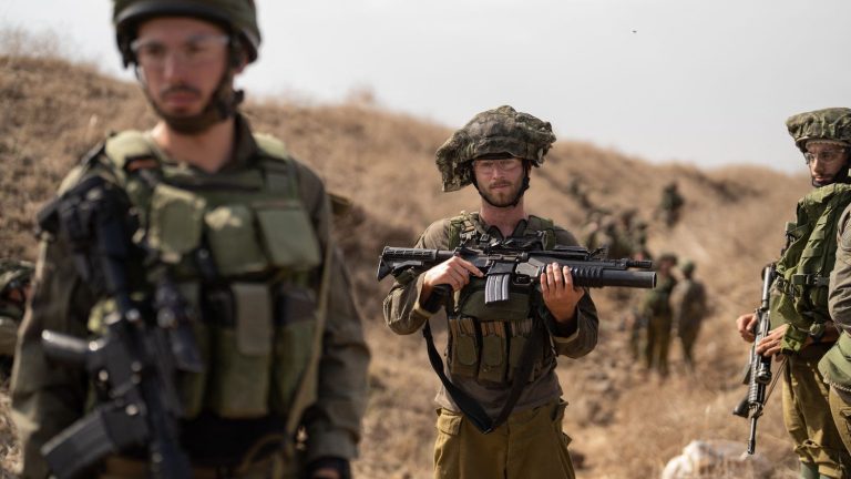 Israeli army reports “dozens” of fighters killed overnight in Gaza