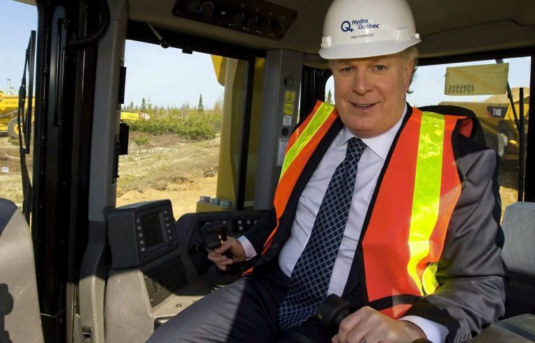 Jean Charest will inaugurate the La Romaine hydroelectric dam complex