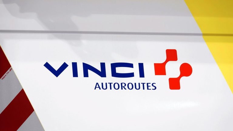 “Lazy, mythologian, spoiled child”… A former Vinci HR director sentenced to six months suspended prison sentence for keeping track of employees