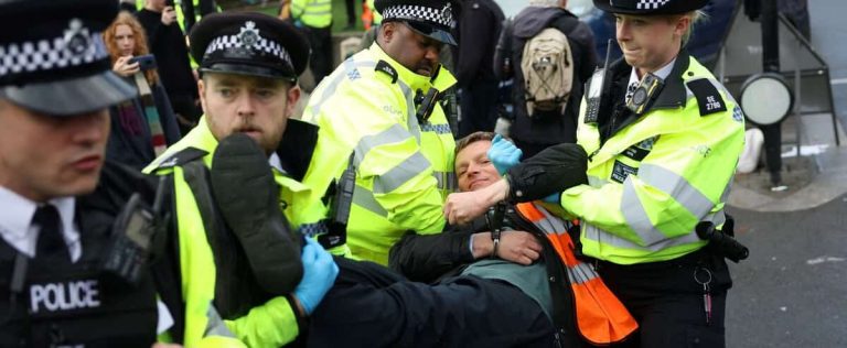 London: 62 environmental activists arrested during a march against hydrocarbons