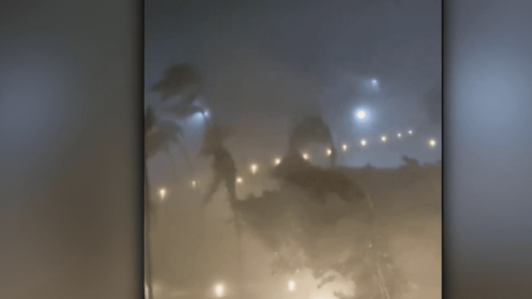 Mexico: Hurricane Otis devastates the seaside resort of Acapulco