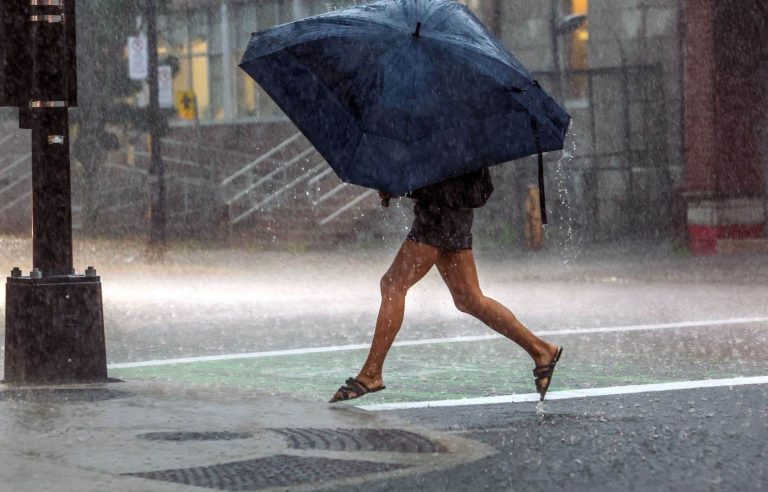 Montreal will develop nearly 30 parks and 400 “sponge” sidewalks to resist the rains