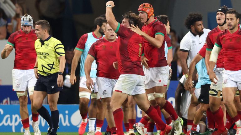 Portugal creates a sensation by dominating Fiji, qualified at the last minute for the quarter-finals