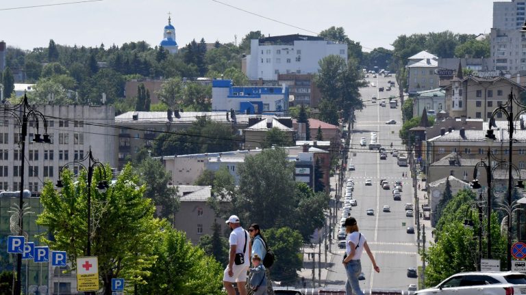 Russian city attacked by cluster munitions, Kursk region governor says